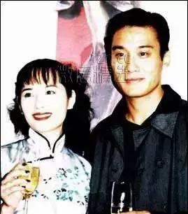 他是影帝，他说再美的女人都比不过他的丑老婆