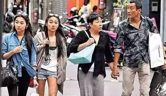 他是影帝，他说再美的女人都比不过他的丑老婆