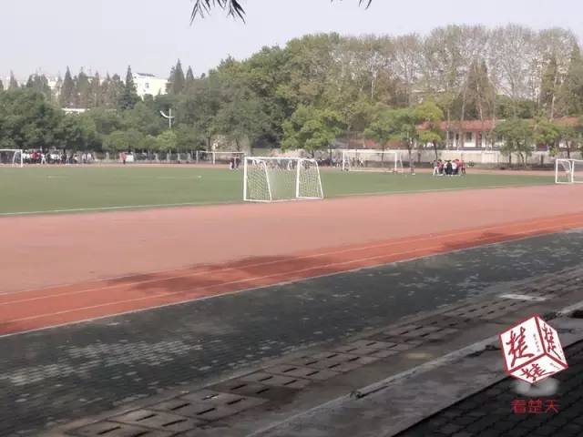 一大学生倒下，年仅17岁！这些身体警报总被你忽视